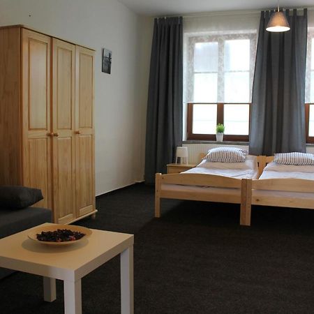 Hostinec A Penzion Stare Nadrazi Ostrava Eksteriør bilde